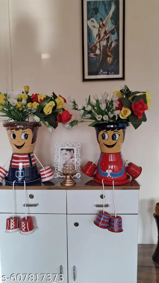 Planters,pots,pots for balcony,pots for garden,pot for living room,planters stand,planter stand,decorative pot