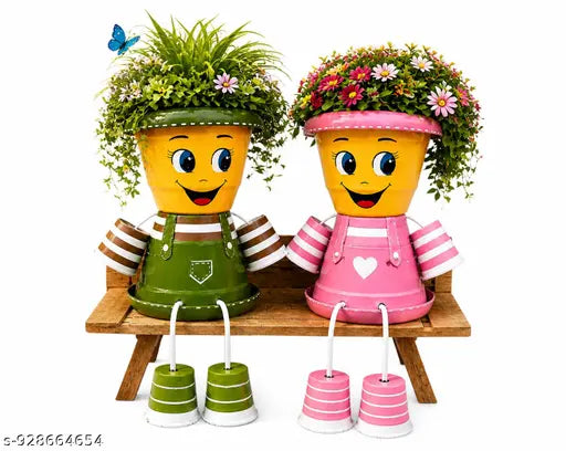 LoveSprout Duo Cute Couple Planters Set of 2 with Hanging Legs, Decorative Plastic Flower Pots for Indoor Outdoor Garden Balcony Decor, Unique Gift for Home, Office, Mom,birthday gift,gift for garden lovers,entryway decor