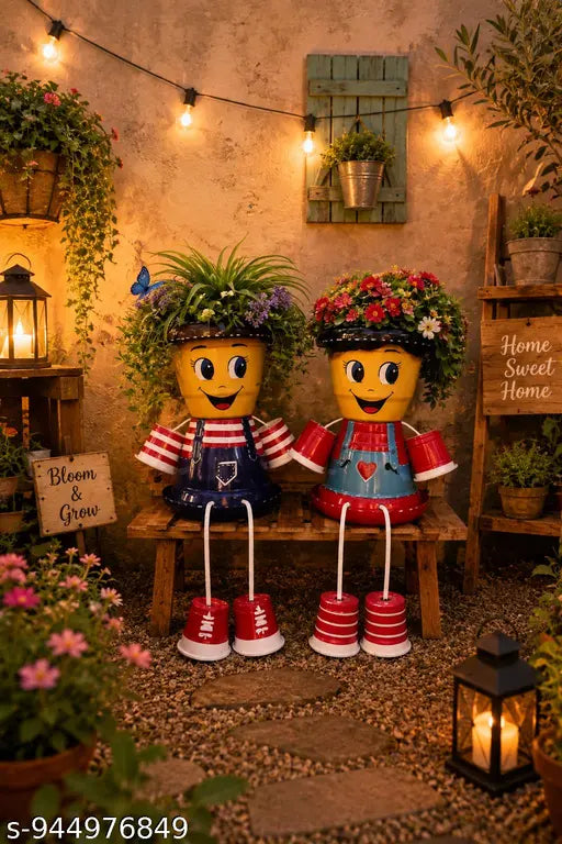 Cute Couple Planter Pots forGardenDecor,Handmade Cartoon Couple Planters for Balcony & Patio
Decorative Flower Pot Couple Set for Home Garden,balcony garden decor,