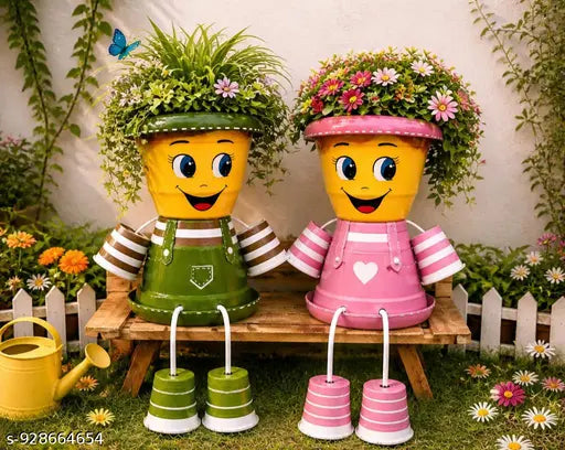 LoveSprout Duo Cute Couple Planters Set of 2 with Hanging Legs, Decorative Plastic Flower Pots for Indoor Outdoor Garden Balcony Decor, Unique Gift for Home, Office, Mom,birthday gift,gift for garden lovers,entryway decor