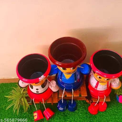 Pots,planters,planters stand,pots for balcony,pots for living room,pots for home,gift,rkhi gift,gift for anniversary