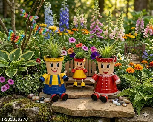Family Planters Set - Cute Mom, Dad & Kids Cartoon Flower Pots for Home & Garden Decor (Pack of 3),Family Planters