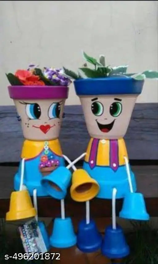 Couple pots,indoor pots,balcony pots, living room decor pots,trendy pots,new planters,latest pots,decor item,home decor,