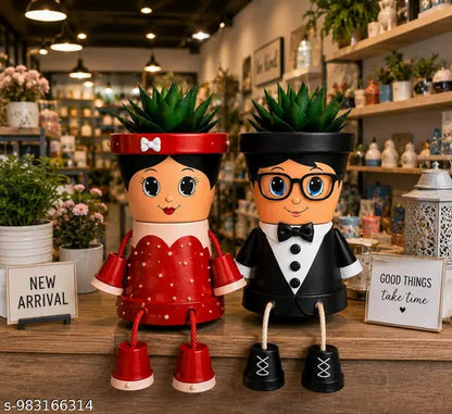 Couple Planter Pot Set | Boy & Girl Face Planters with Hanging Legs | Decorative Succulent Flower Pots | Home & Office Decor | Gift for Couples | Plastic Planters