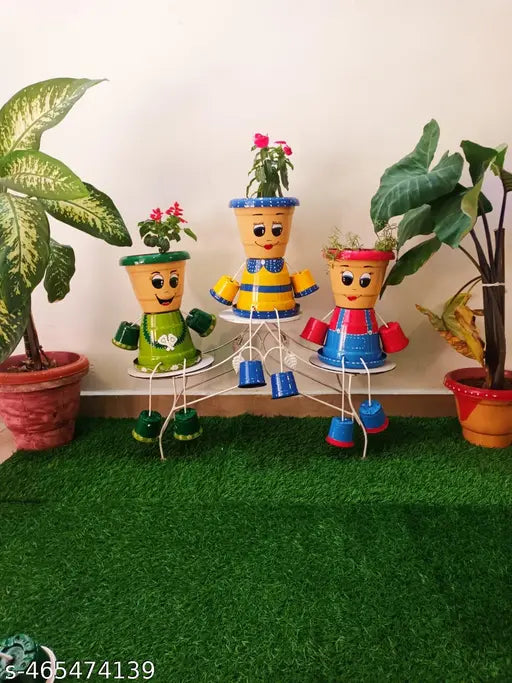 Pot for plany,planters  for balcony,trendy pot,pot for living room pot for decor,pot for indoor plants,decor pot,indoor outdoor pot,fancy pot,home entrance pot,home decor pot,balcony pot