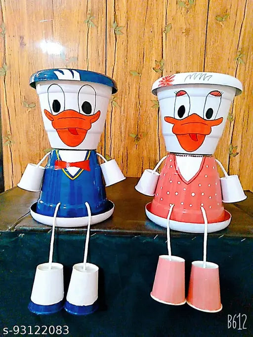 Beautiful Couple Duck Art Handcraft Planters For Garden Pots And Planters, Home Decor, Garden Decor, Garden pots for Balcony Decoration ( Pack Of 2 )