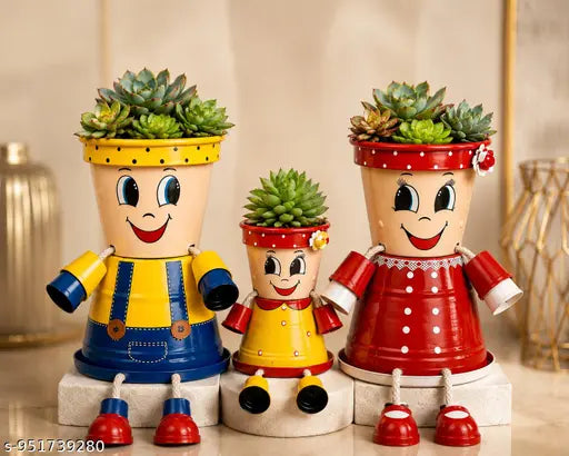 Happy Family Metal Succulent Planter Set for Home Decor ,Cute Cartoon Couple Planters with Hanging Legs,Decorative Indoor Flower Pots for Living Room, Balcony & Office,indoor outdoor planter, terrace garden decor